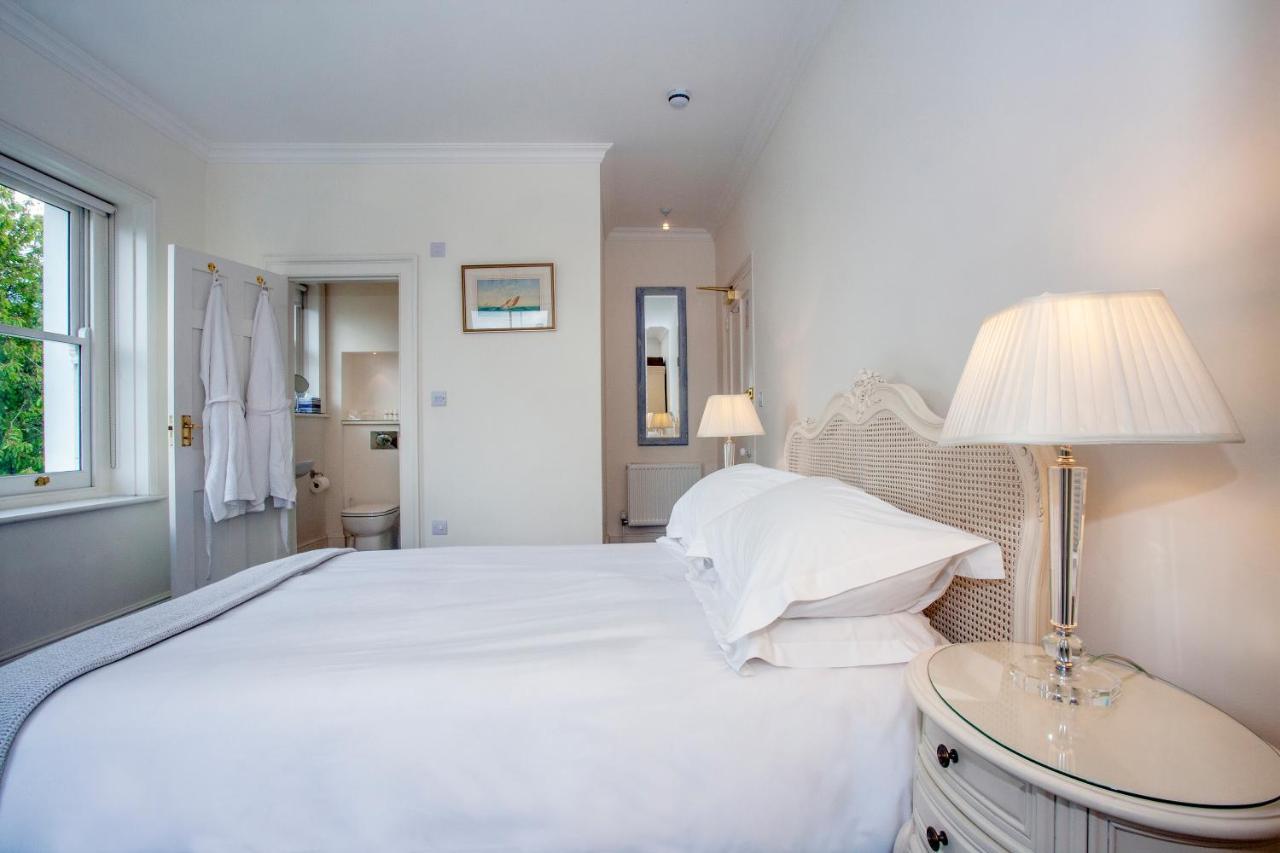 Bear'S Well Guest House Дил Экстерьер фото